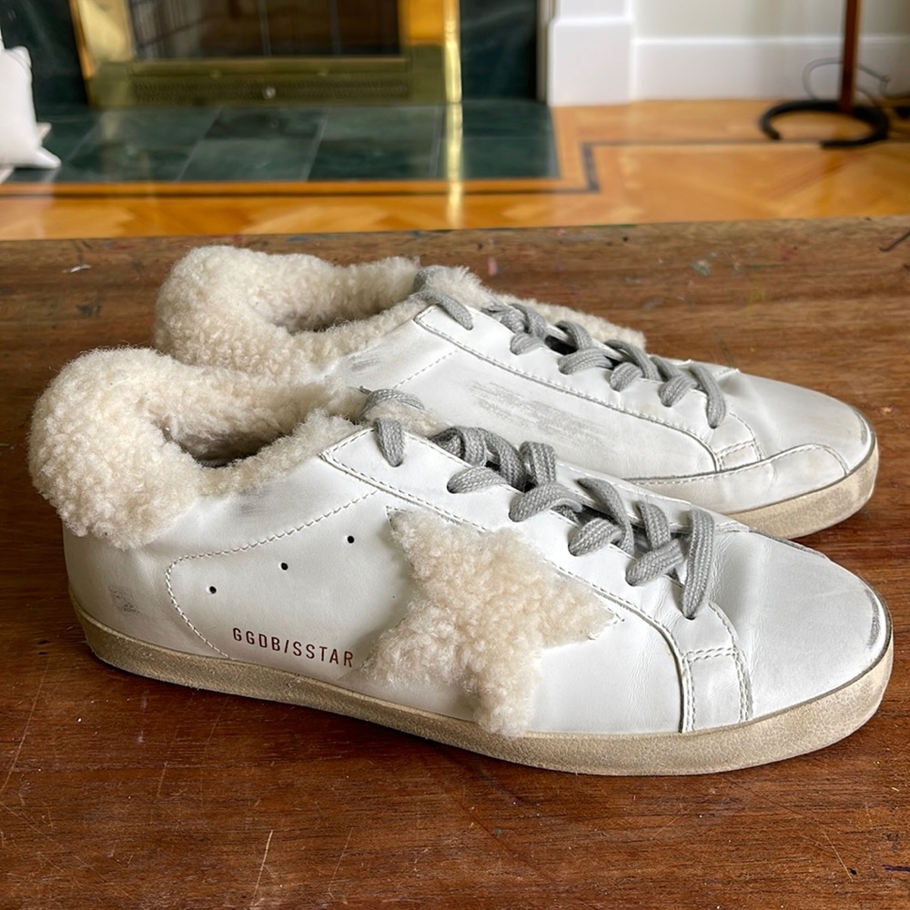 Preowned Golden Goose Deluxe Brand in White Leather with Shearling Star